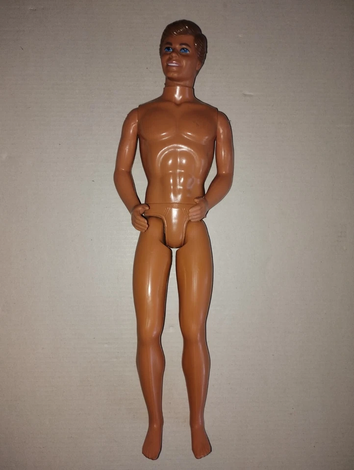 barbie ken vintage. Ken Benetton Anni 90 - Immagine 1 di 1