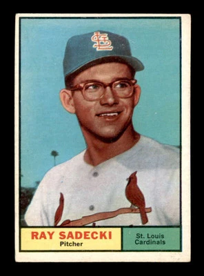 1961 Topps #32 Ray Sadecki  EX/EX+ X3089884 - Image 1 of 3