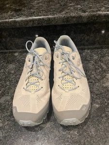 On Cloudventure Swiss Engineering Damengröße 10 Laufschuhe grau blau - Bild 1 von 8