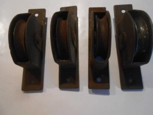 Vintage Posten 4 Fensterflügel Gewicht Riemenscheibe Rolle Guss 1 1/8 x 5 1/4 - Bild 1 von 3