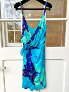 Splendido Abito da Cocktail Vintage *BLUMARINE* Italia Floreale Seta Arruffato ~ 40 - Foto 1 di 12