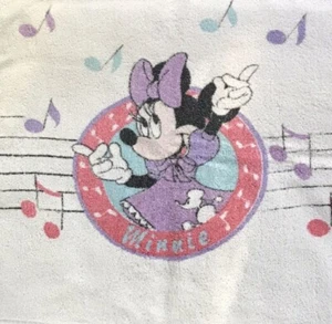 Vintage 80’s Minnie Mouse Towel - Picture 1 of 4