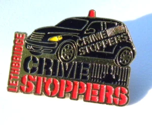 Lethbridge Crime Stoppers Pin Alberta Kanada Emaille Hut Revers - Bild 1 von 6
