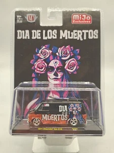 Clearance-M2 Machines 1:64 1971 Chevrolet Van Surf Board “Dia De Los Muertos" - Picture 1 of 4