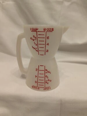 Vintage Retro Tupperware Double Sided 1 Cup Measuring Wet/Dry Red Lettering Used - Image 1 of 4