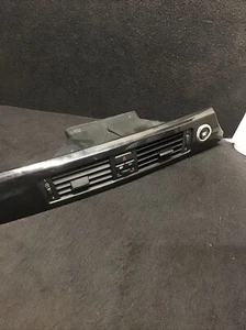 Centrale sfiato aria cruscotto BMW 3 E92 2008 RHD - Foto 1 di 3