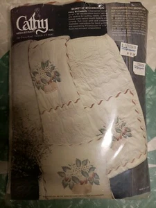 BASKET OF STRAWBERRIES Quilted Pillow Kit Cathy Needlecraft Inc. 14" x 14" - Picture 1 of 2