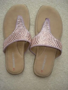 Avon Heavenly Feet Ladies Sandals (Flip Flops) Pink Size 6 (39) - Picture 1 of 4
