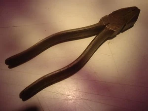 Utica No.1950 lineman pliers with side cutter, vintage___________________WE-228 - Picture 1 of 6
