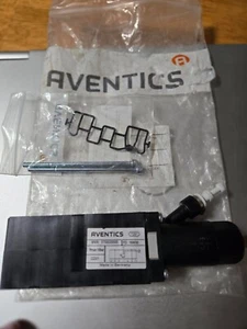 BOSCH Aventics 5750020500 Pressure Regulator - Picture 1 of 5