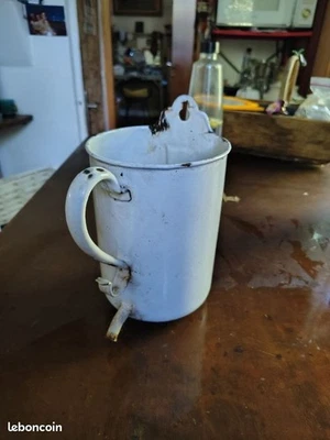 pot émaillé (dit de lavement médical) - Photo 1/3