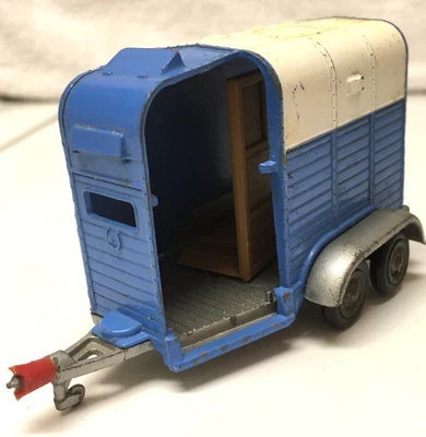 Corgi Beaufort Double Horse Box Trailer No.15 1968 Blue Made in United Kingdom - Image 1 of 4