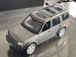 Scala 1/18 Ertl RC2 2004 Land Rover LR3 SUV Grigio *****LEGGI***** - Foto 1 di 12