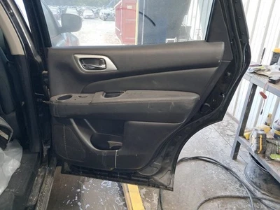 2019 Nissan Pathfinder Rear Right Door Panel Gray OEM Used 104K Miles Foto 1 de 4