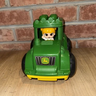 Mega Blocks John Deere Lil Tractor with removable roof - Image 1 of 4