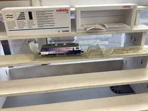 MARKLIN HO AC #34305 SWISSCOM DELAT DIGITAL LOCOMOTIVE/ NIB!!! - Picture 1 of 3