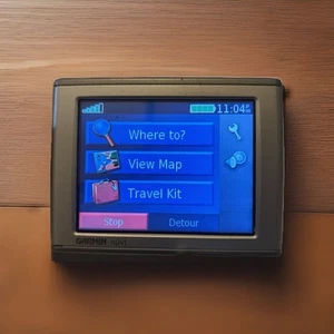 Garmin Nuvi 360 Personal Travel Assistant GPS Navigation Translator W/ Bundle - Picture 1 of 4