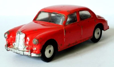 Corgi Toys No.205 Riley Pathfinder Saloon Car (Flat Hubs 1956-59) - Image 1 of 4