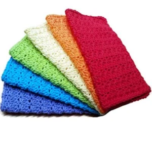 Hand knitted wash cloth - Picture 1 of 3