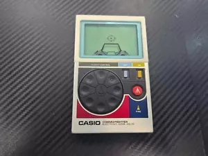 Casio Cosmo Fighter Vintage 1982 LCD Game Fast Delivery (Shop0736) - Picture 1 of 10