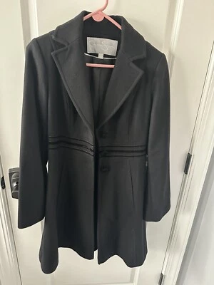 Abrigo pequeño Jessica Simpson para mujer negro invierno mezcla de lana acampanado gabardina guisante Foto 1 de 4