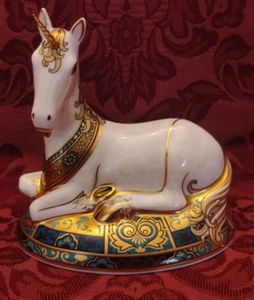 Royal Crown Derby Ceramic Limited Edition Unicorn Paperweight - Excellent! - Picture 1 of 5