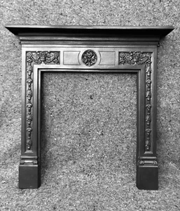 LARGE VICTORIAN EDWARDIAN STYLE CAST IRON FIREPLACE / FIRE / WOODBURNER SURROUND - Picture 1 of 10