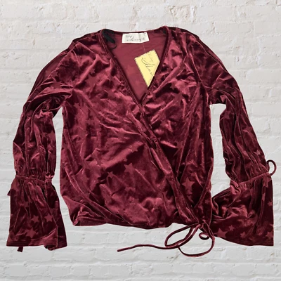 Blusa Estrella DE COLECCIÓN HABANA NUEVA CON ETIQUETAS Mujer M Terciopelo Borgoña Imitación Envoltura Manga Peep Foto 1 de 4