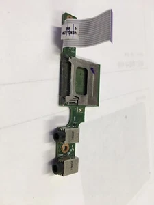 Placa conector de audio lector de tarjetas HP 620 con cable 6050A2330301 - Imagen 1 de 3