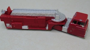 Mc78 VINTAGE MIDGETOY DIECAST Semi Fire Truck Tractor Cab Red Trailer Ladder - Picture 1 of 10