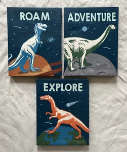 JUEGO DE 3 arte de pared con impresión en lienzo de dinosaurios 11 x 14 niños niñas niños decoración de dormitorio - Imagen 1 de 8