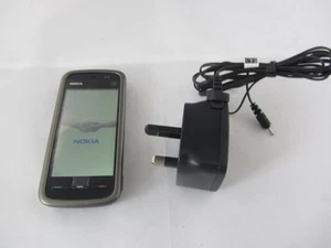 NOKIA 5230 HANDY (ENTSPERRT) - Bild 1 von 2