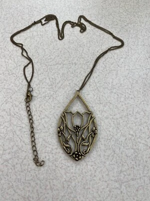 Collar de latón Paparazzi Eden Enchantment Foto 1 de 4