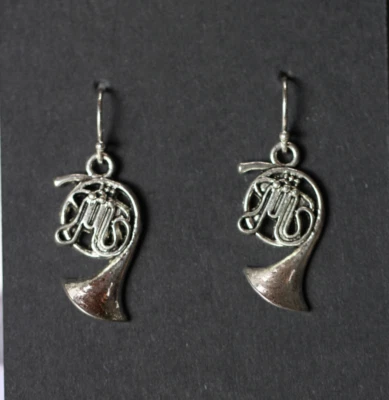 Pendientes con dije de cuerno instrumento musical ganchos de plata de ley 925 dijes de peltre Foto 1 de 4