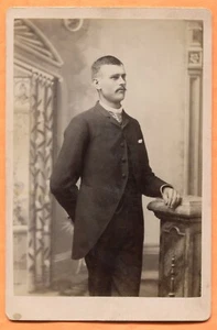 Ishpeming MII, Porträt eines jungen Mannes, von Lidberg, um 1890 Hintergrundstempel - Bild 1 von 3