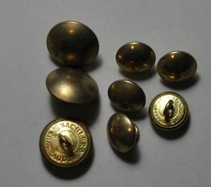 Boutons militaires - 3 gros d=20 mm 5 petits d=15 mm dorés FINI Paris - Picture 1 of 1