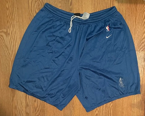 VTG 00’s Dallas Mavericks Team Nike Authentic Mesh Shorts Sz XL Dirk Cover