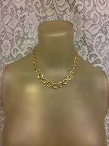 Vintage Signed Liz Claiborne Gold-Tone Sculptured Rings Necklace 18.5" - Picture 1 of 4