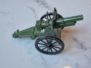 VINTAGE DIECAST  - FIELD GUN - MADE BY BENBROS - MISSING TOWING EYE - Picture 1 of 8
