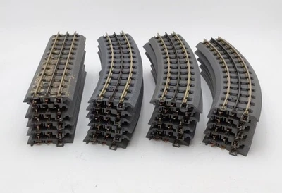 MTH O Gauge Assorted Straight & Curved RealTrax Track Sections [23] - Image 1 of 4