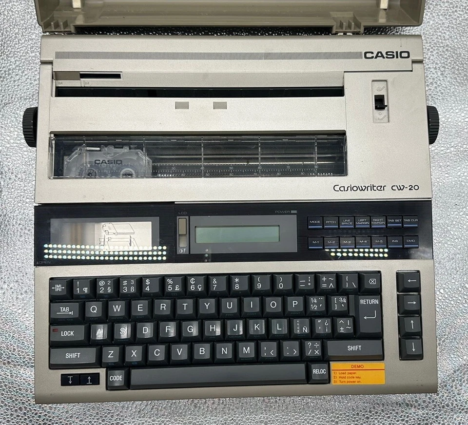 Casiowriter CW-30 vintage CW-20 TURNS ON RAM DEAD CODE MISSING RAM 5696 - Image 1 of 4