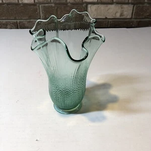 Vintage Fenton grün Glas gerippt geriffelt geschwungen Vase CBN - Bild 1 von 4