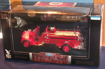 Camión Ford Fire Engine 1938 Road Signature fundido a presión 1/24 como nuevo en caja Yat Ming Foto 1 de 4