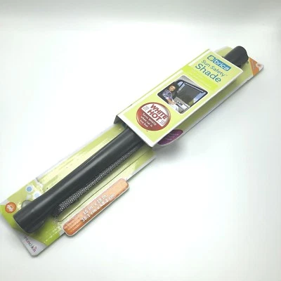 Parasol de seguridad para sol Brica Munchkin se vuelve blanco cuando el coche está demasiado caliente Foto 1 de 4
