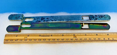 ROWE AMI CD JUKEBOX CD100A B C D PAIR OF LOCK DOWN CHASSIS BRACKETS - Image 1 of 4