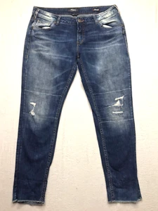 SILVER Girlfriend Jeans Women 33/27 Distressed Moto Taper Blue Denim Ankle Fray - Picture 1 of 20