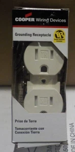 Presa Elettrica Presa Tamp Resist Duplex Mandorla 30 PK Cooper/Eaton TR270A - Foto 1 di 2