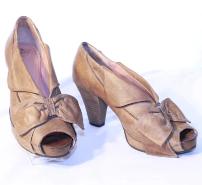 Miss Albright Anthropologie Size 8B Distressed Tan Leather Peep Toe Big Bow Heel - Image 1 of 4