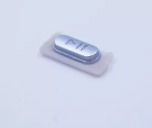 Originale Sony Ericsson W700i W800i Tasto per Musica Pay Stop Argento - Foto 1 di 1