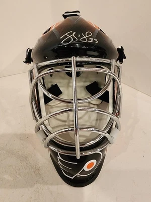 Philadelphia Flyers Riddell Mini NHL Hockey Mask Helmet Autograph Jeff Hackett - Image 1 of 4